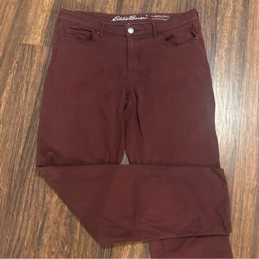 Eddie Bauer Women's Maroon Slim Straight Slightly Curvy Jeans. Size 8